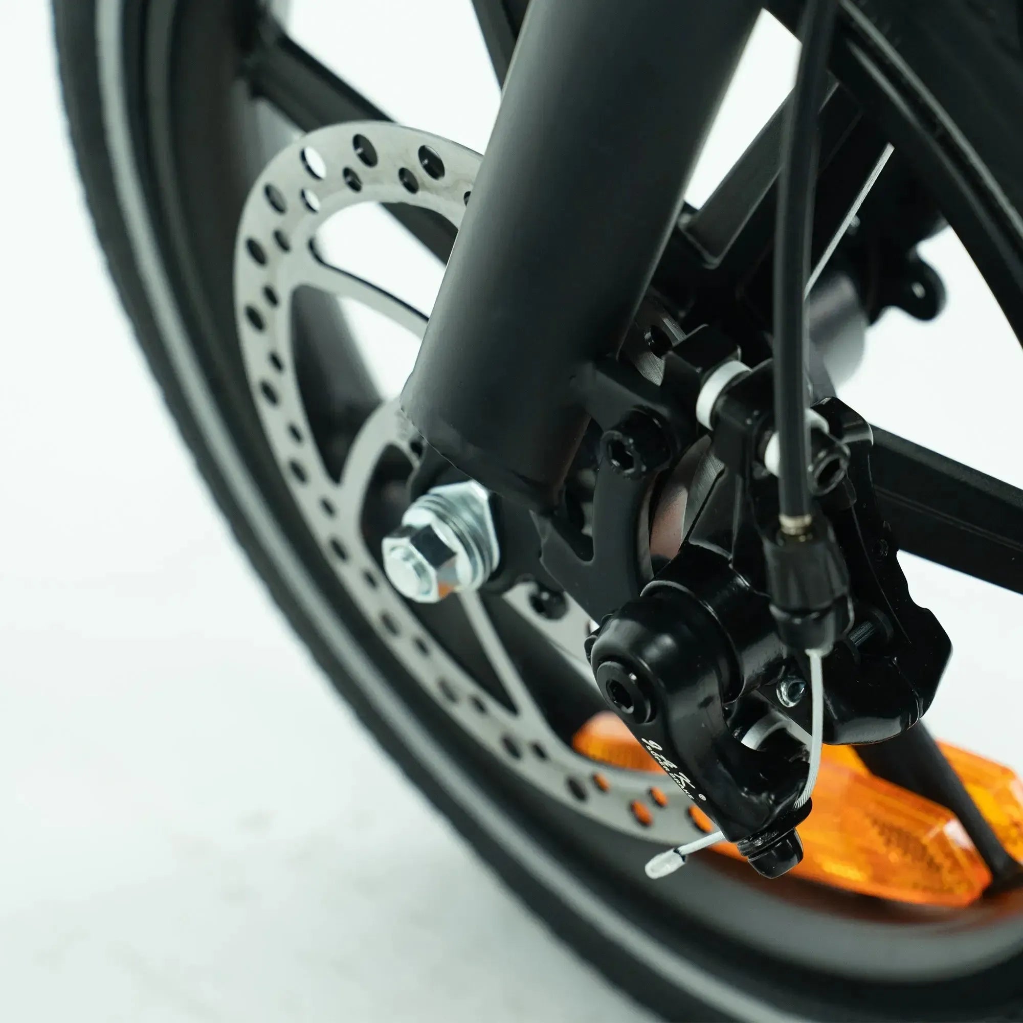 BOHLT R140 - Zwart - fatbikeskopen.nl