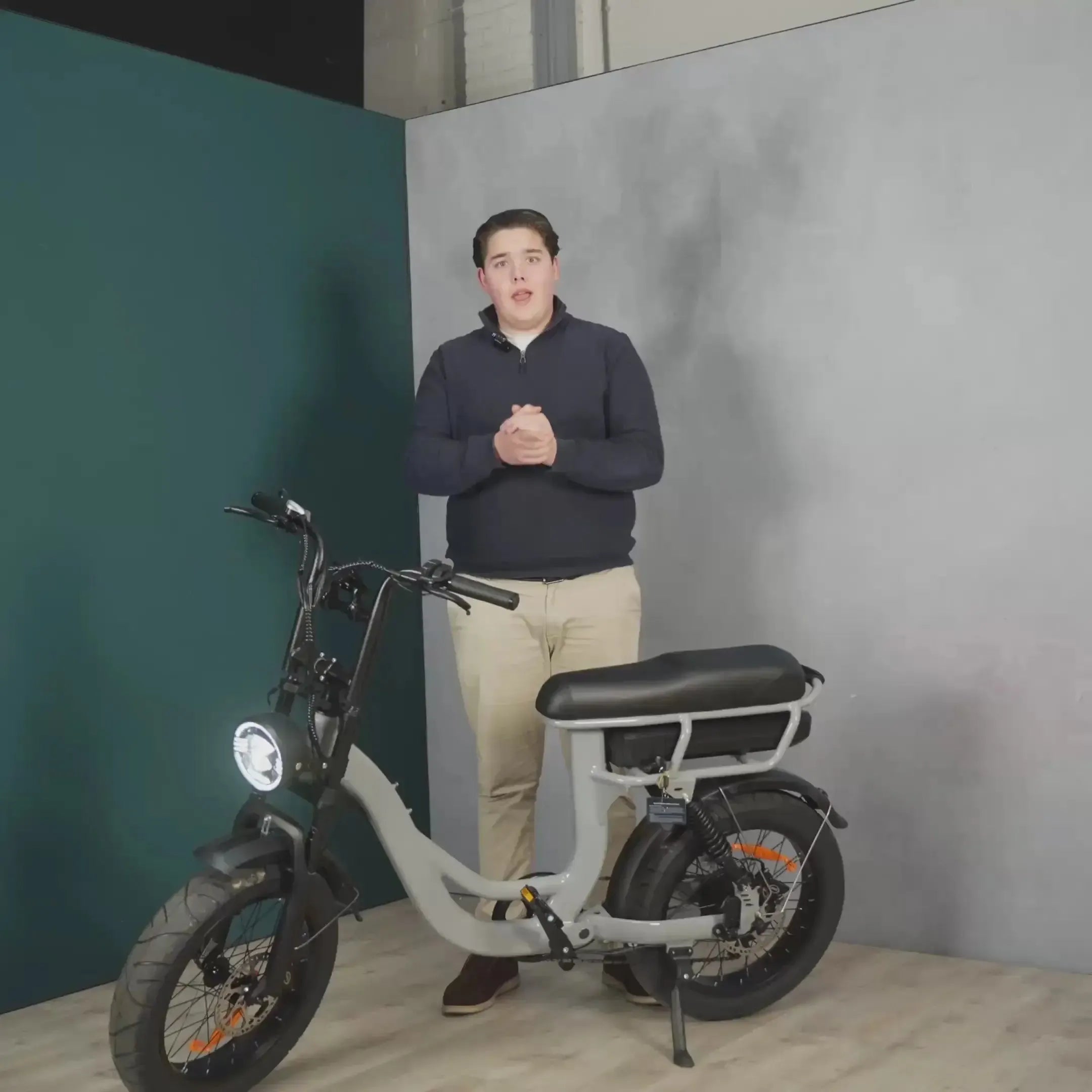 EB8 Pro - Grijs - fatbikeskopen.nl